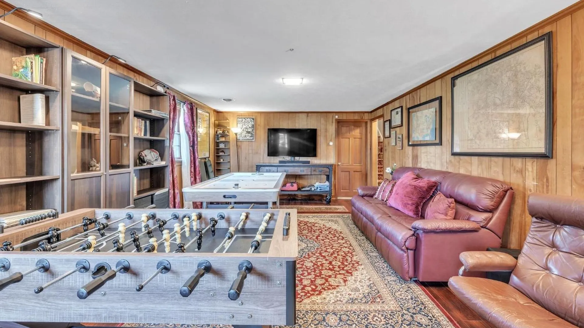 Upscale Escape - Game Room & Spa-Like Baths Home Richmond Prázdninový dům