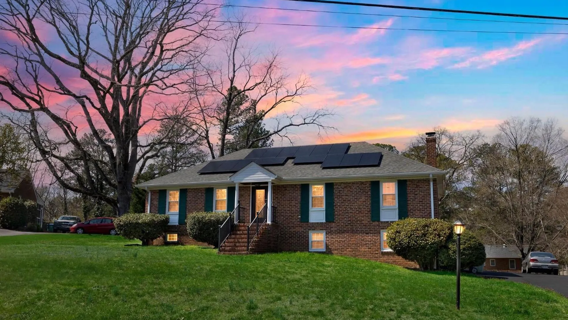 Upscale Escape - Game Room & Spa-Like Baths Home Richmond